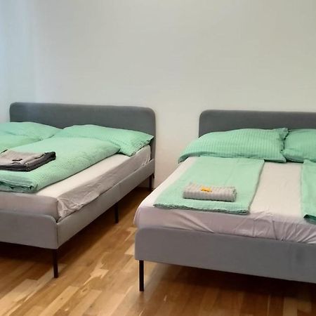 Cozynite Premium Apartment Stadthalle Вена Экстерьер фото