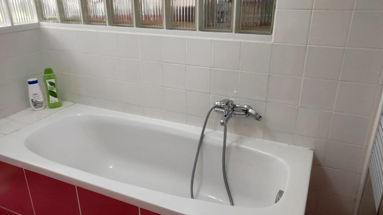 Cozynite Premium Apartment Stadthalle Вена Экстерьер фото