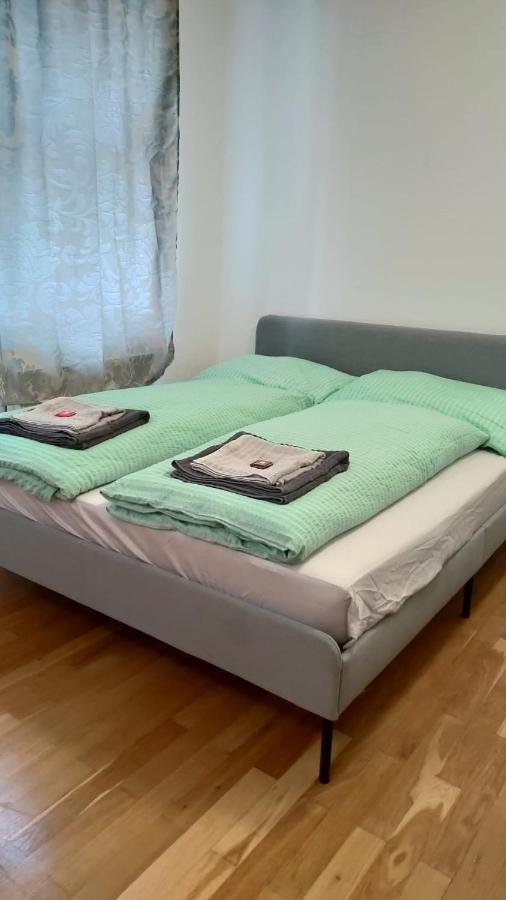 Cozynite Premium Apartment Stadthalle Вена Экстерьер фото
