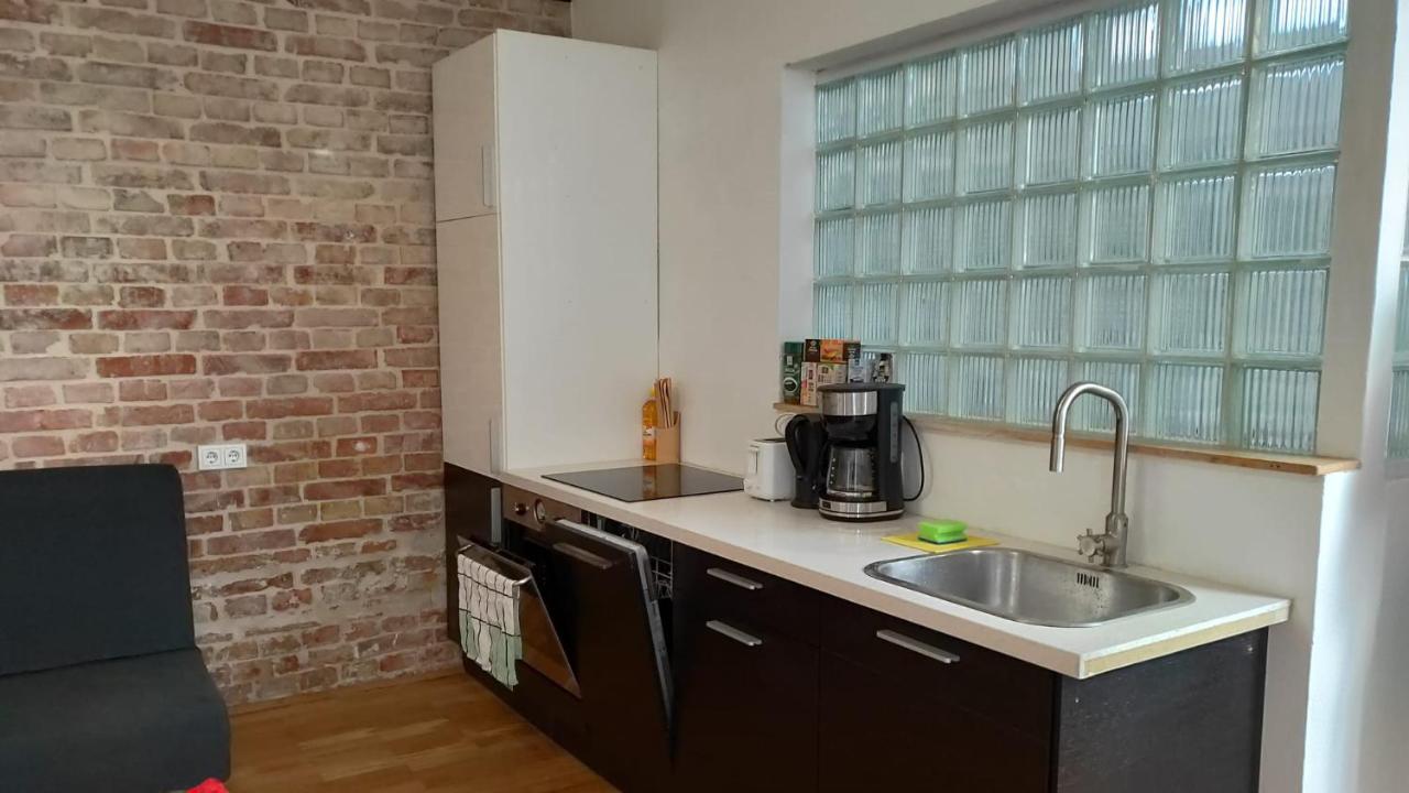 Cozynite Premium Apartment Stadthalle Вена Экстерьер фото